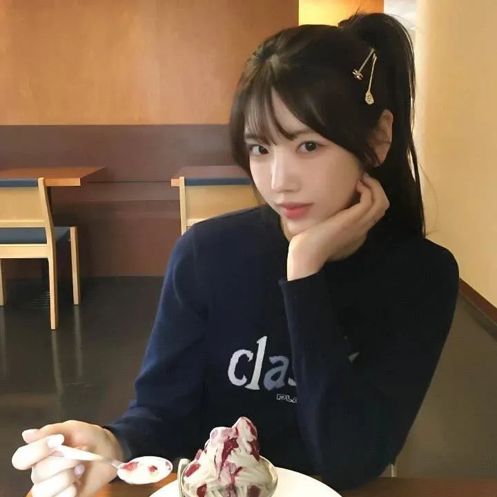 少女与海怪
